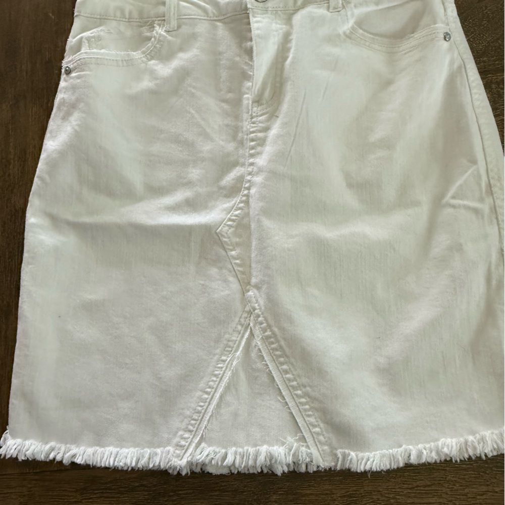 Democracy White Denim Skirt with Fringe Detail